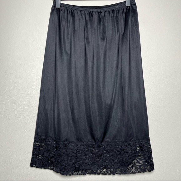 VTG Vanity Fair Women Nylon Slip Skirt Small Black Lace Trim Side‎ Slit Elastic - Picture 1 of 6